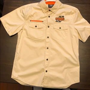 Harley-Davidson shirt